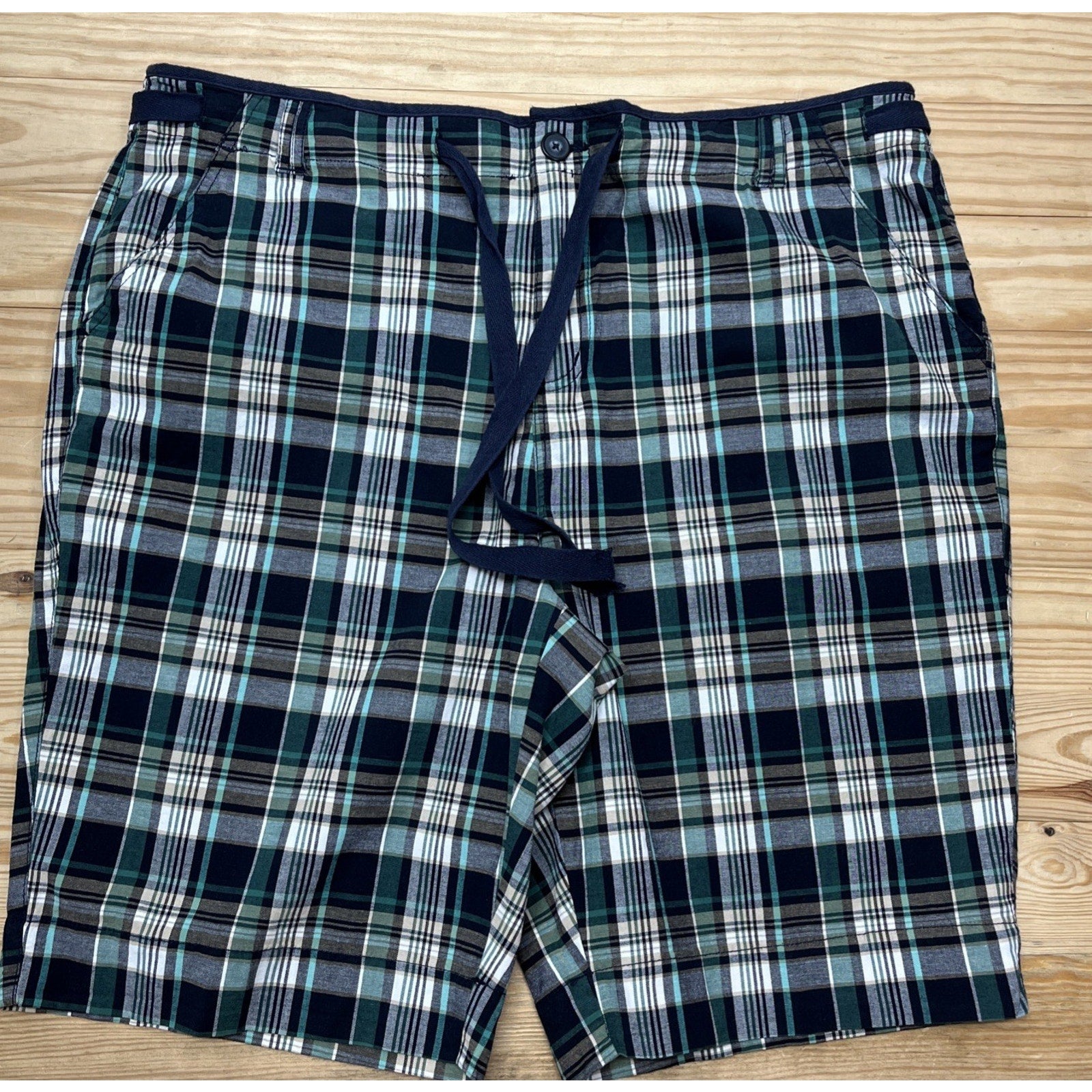 Nwt St Johns Bay Shorts Women's Blue Green Tan Plaid 11” Lightweight 22W