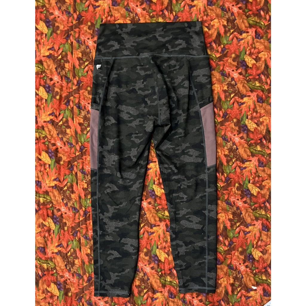 Fabletics Leggings Womens Small Gray Black Camo Power Hold Yoga Pant Athleisure