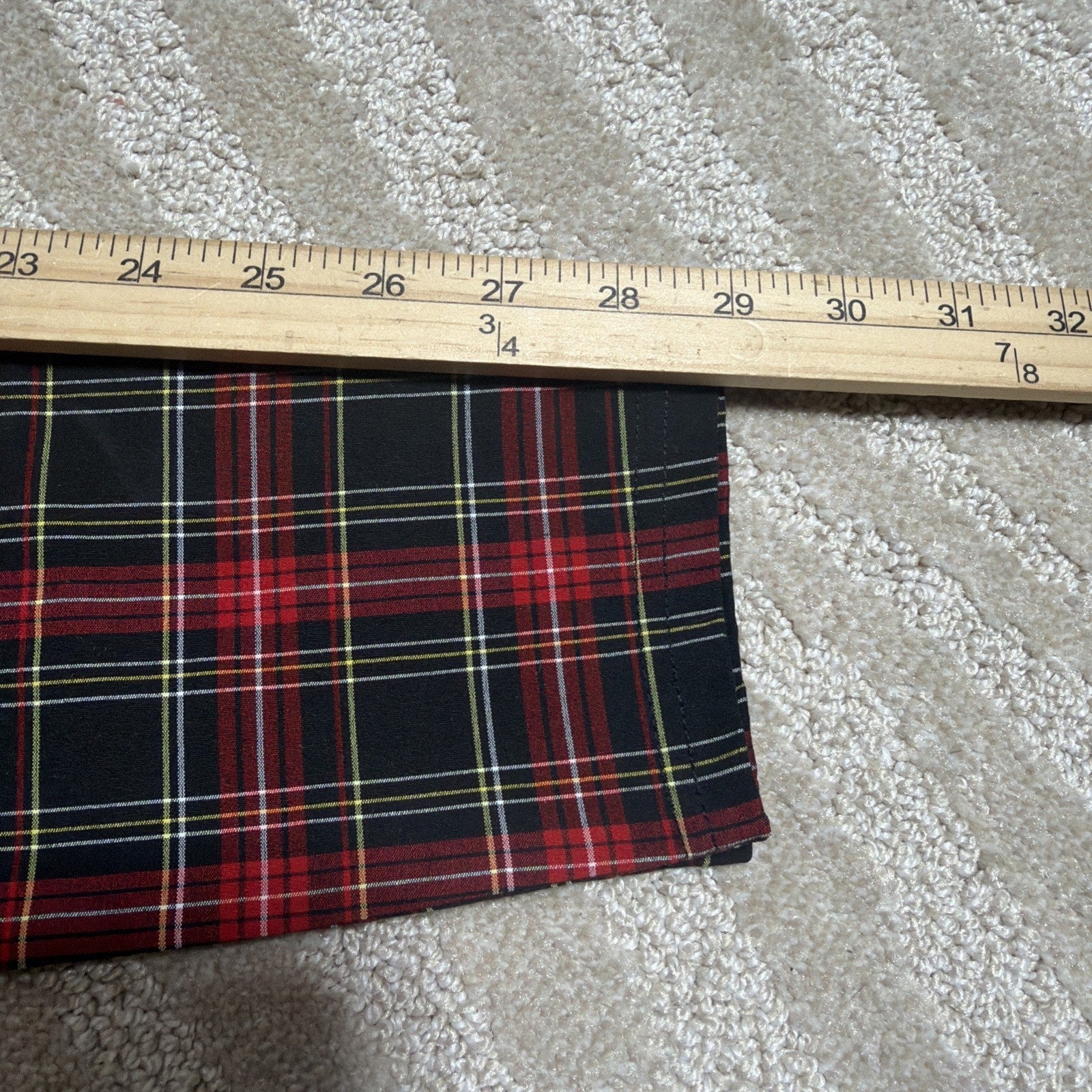 Tommy Hilfiger Plaid Pants Women 4 Red Black White Tartan Skinny Leggings NWT