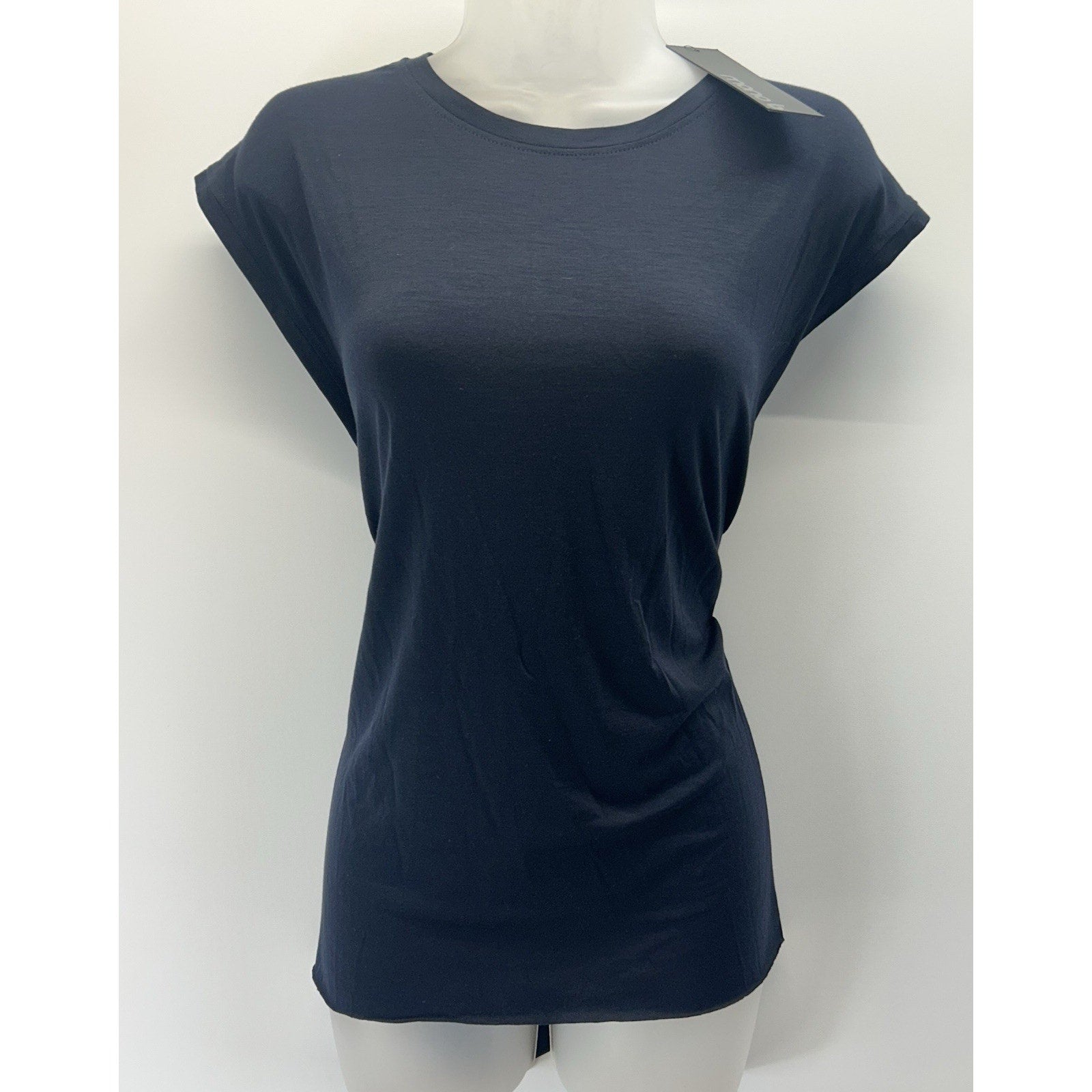 Women’s Mono b Size Large Tencel Hi-Lo Dark Navy Shirt New With Tag.