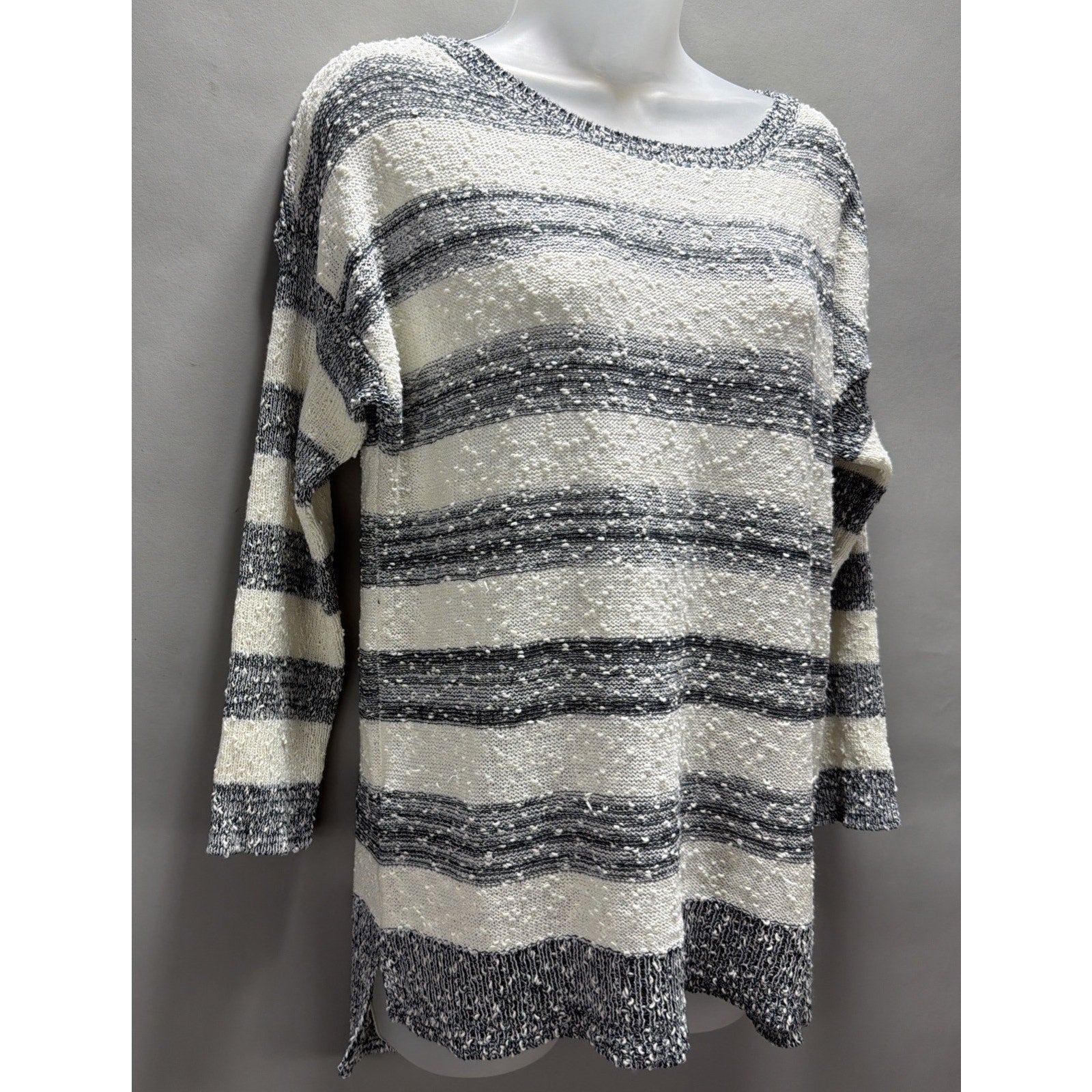 LOFT Women’s M Ivory Gray Striped Popcorn Knit Tunic Sweater Boat Neck Side Slit