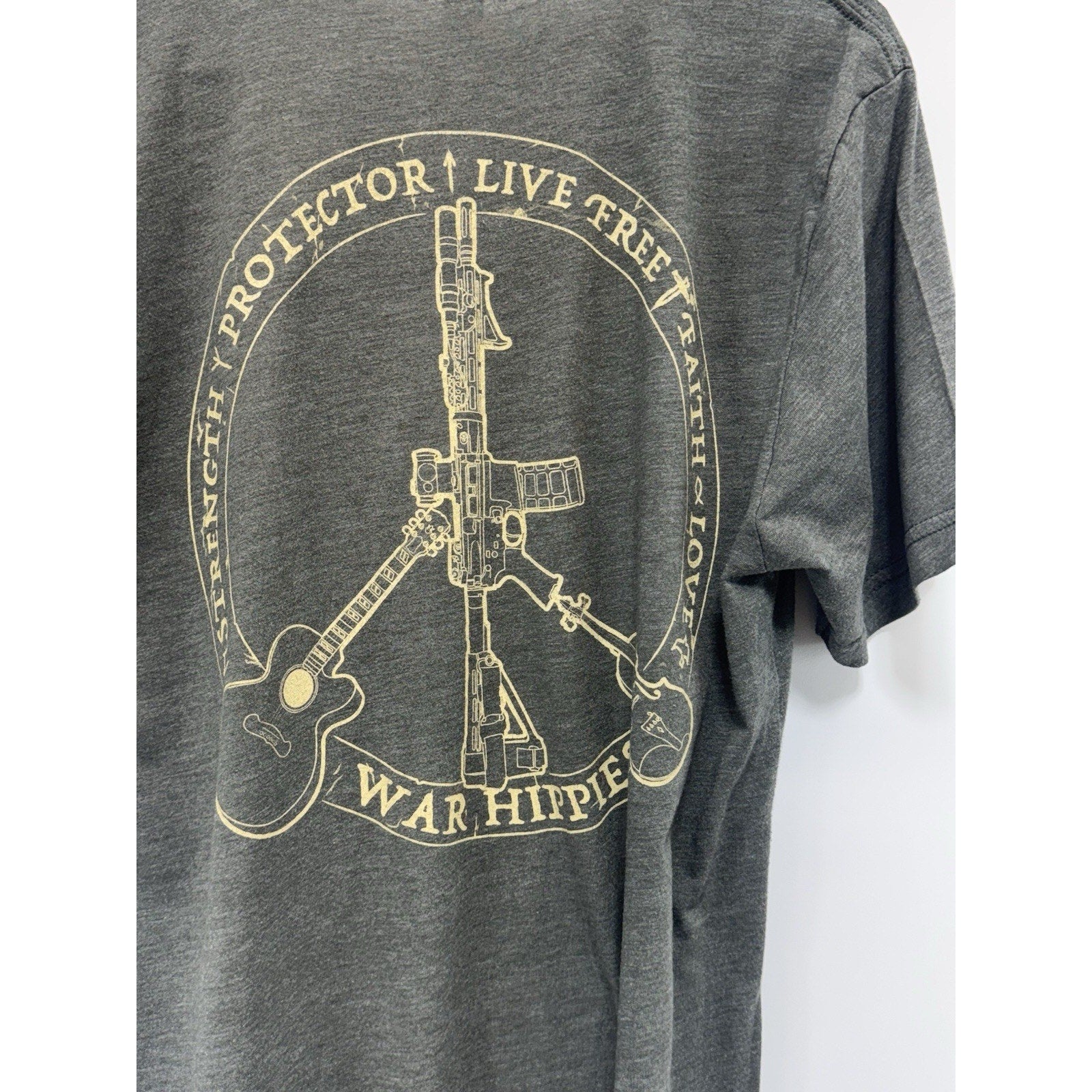 War Hippies T-Shirt Army Green Strength Protector Live Free Faith Love Men’s S
