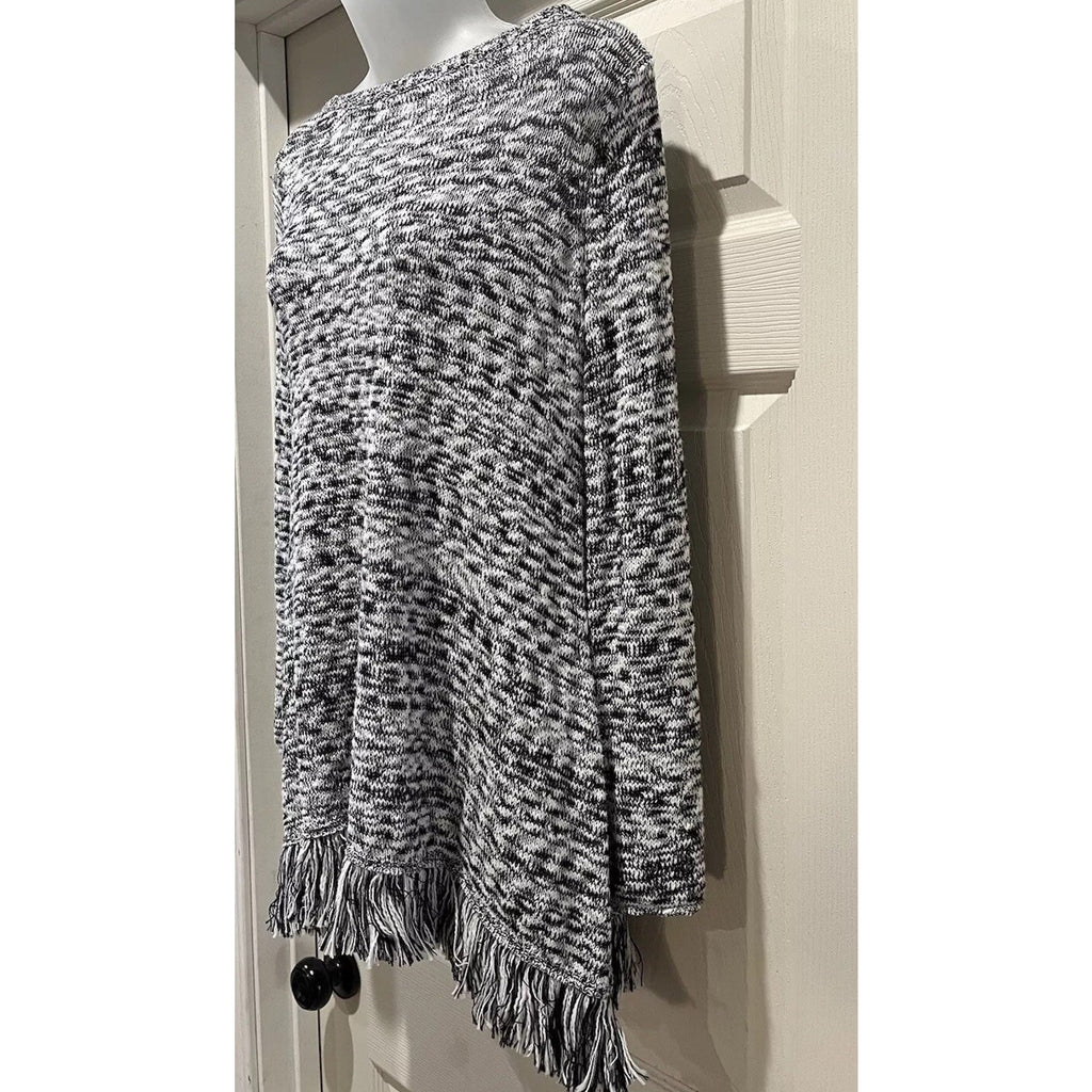Valerie Stevens women's S pullover sweater black white print long sleeves fringe