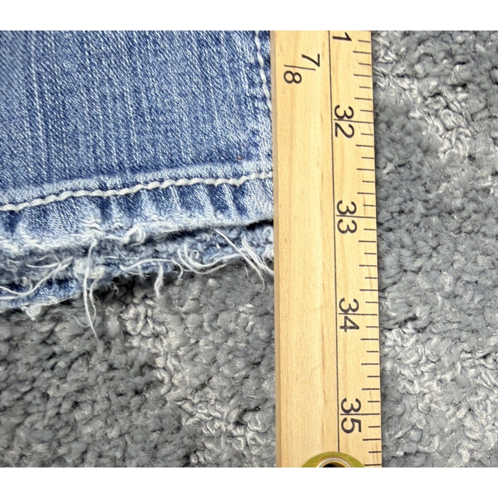 BKE Derek Straight Leg Jeans 34 Long Faded Distressed Embroidered Pockets