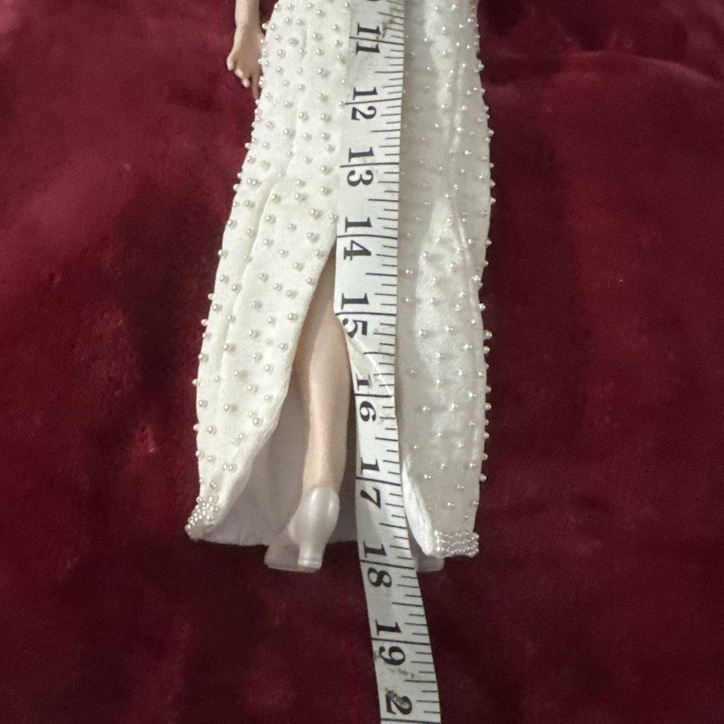 Diana Princess Porcelain Portrait Doll - Franklin Mint, White Pearl Dress