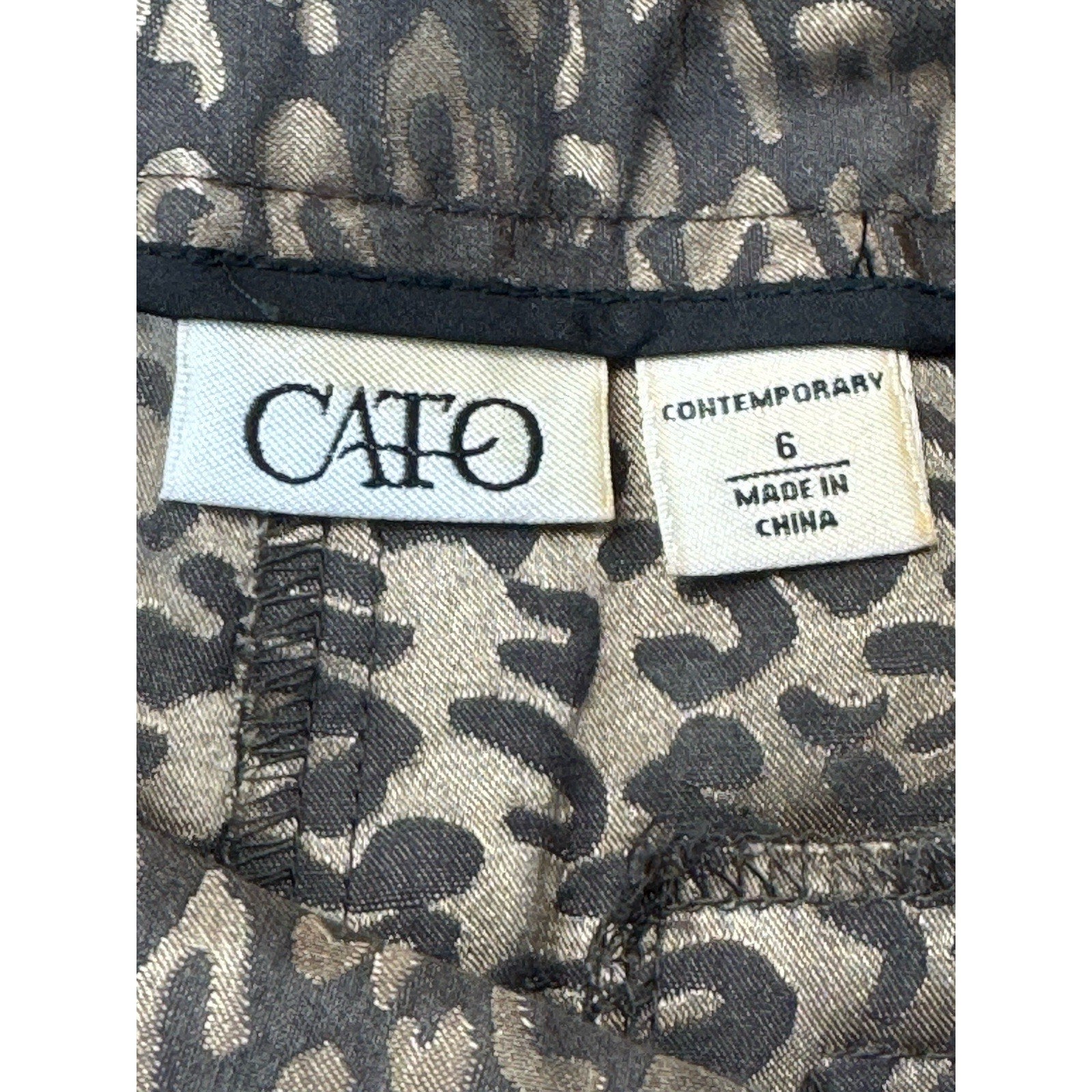 Cato Women’s Size 6 Pants Contemporary Fit Cheetah Print Stretch