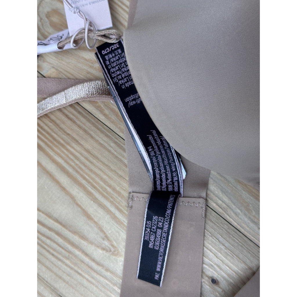Victoria's Secret Ivory BARE Invisible Solutions Lightly Lined Bra Size 32C