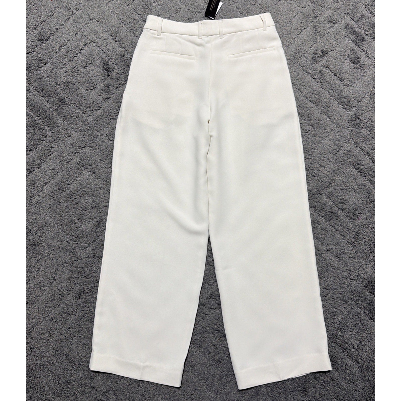 NWT Banana Republic Women's Pleated Wide-Leg Trouser Pants Ivory Size 6 30x30