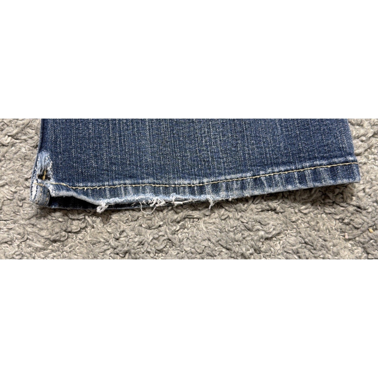 Express jeans size 6 women Precision low slung flare Med wash low rise denim Y2K