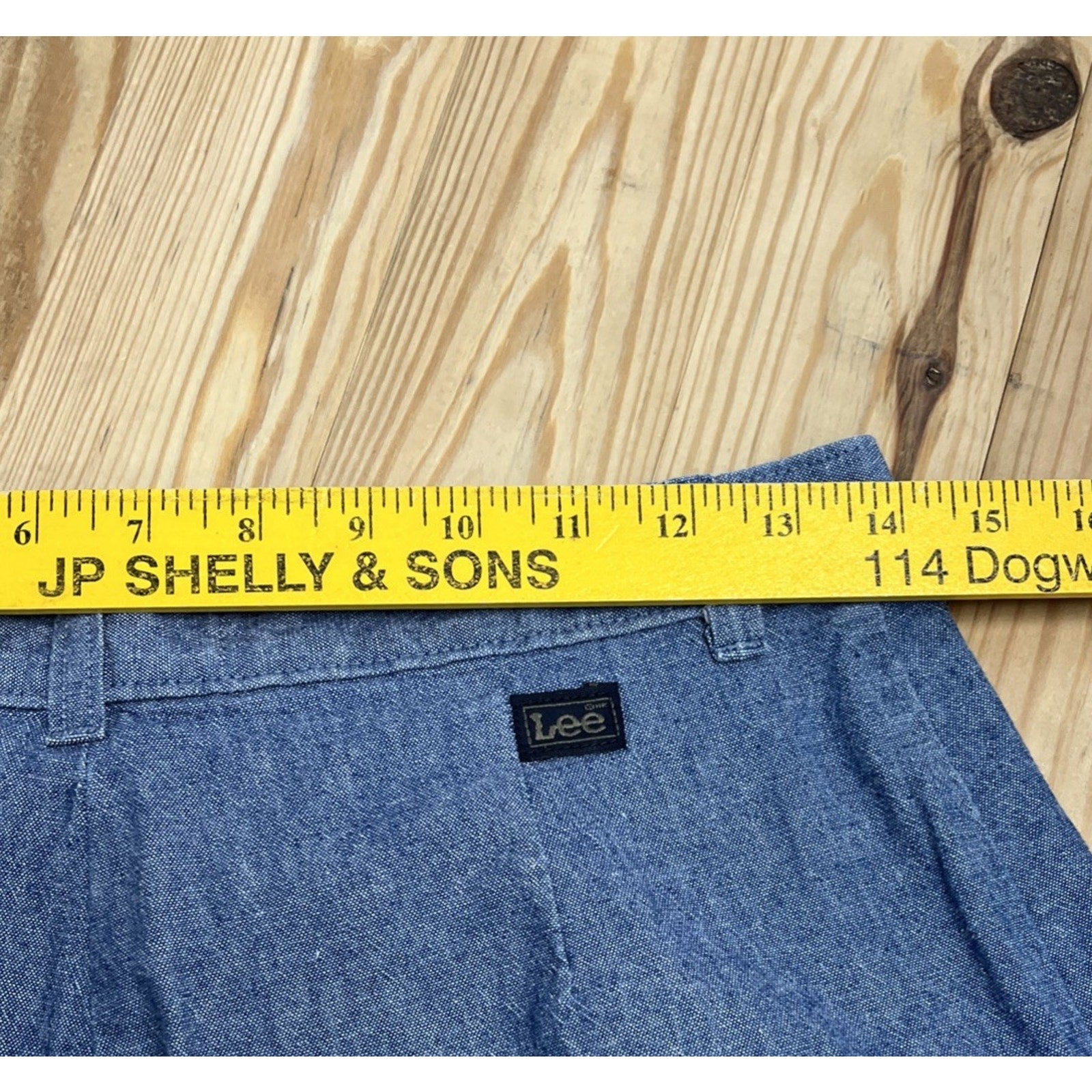 Vintage Lee Jeans Authentic Clothing Pleated Denim High Rise Shorts Size 10