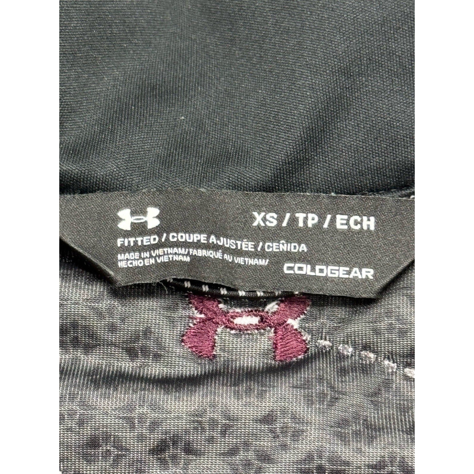 Under Armour Cold Gear Womens X-Small Semi Fitted Maroon Full Zip Vest EUC