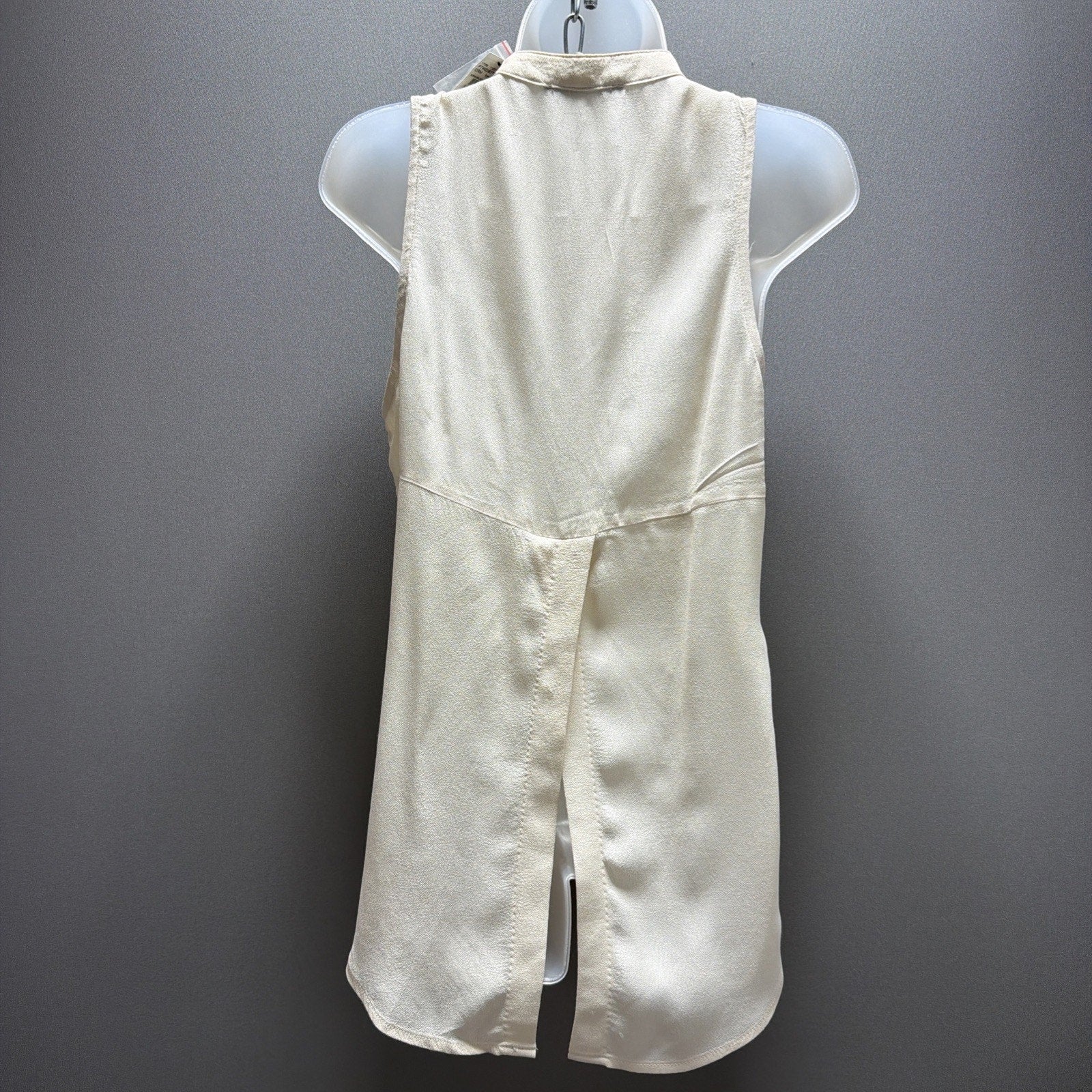 New BKE Buckle Top Womens Medium Ruffle Sequin Sleeveless Cream Brown NWT