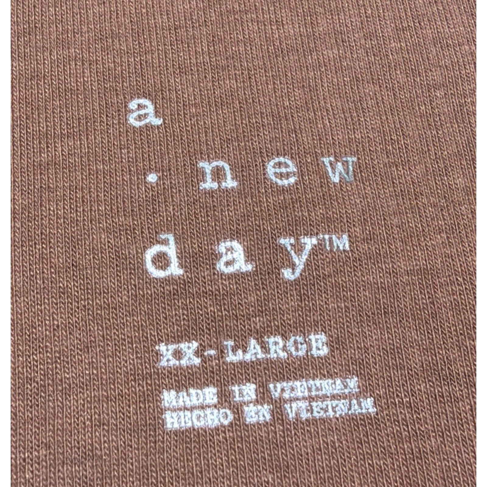 Women NWT "A New Day" rust color Ribbed short sleeve T-shirt. Size XXL