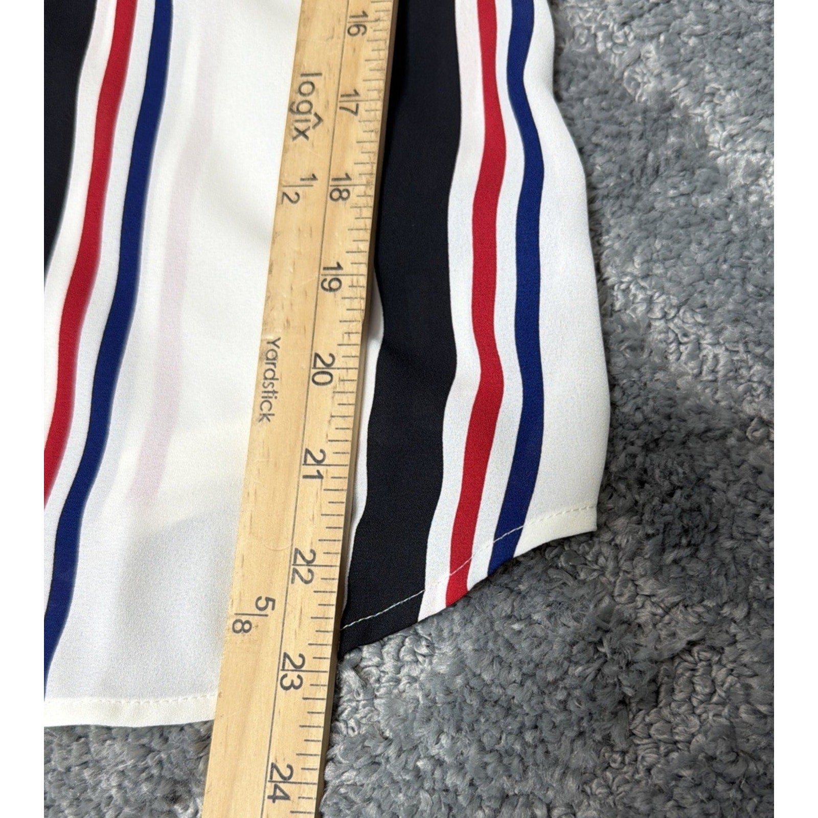 Express Portofino Slim Fit Women's Button Up shirt Size XS Career Casual