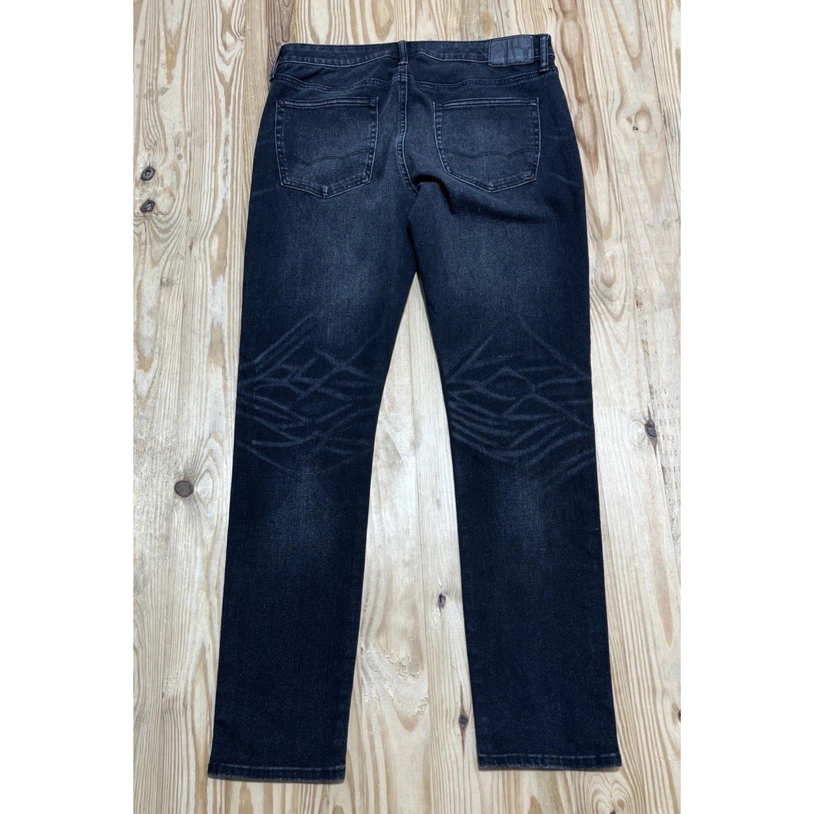 American Eagle ATHLETIC SKINNY Jeans Men’s 33x32 Black Wash Denim Airflex 360