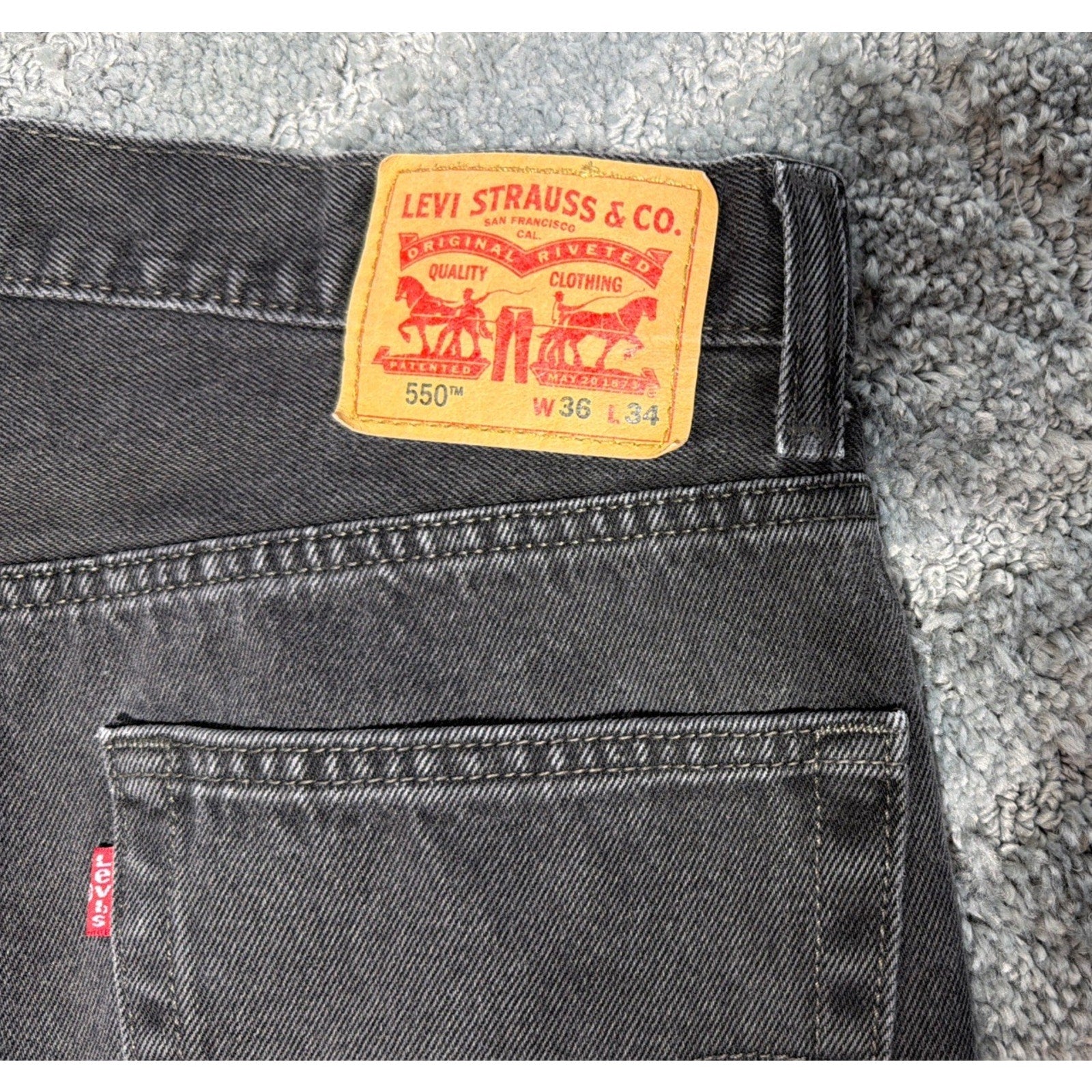 Levis 550 Relaxed Fit Red Tab 35x25 Jeans Denim Dark Hemmed