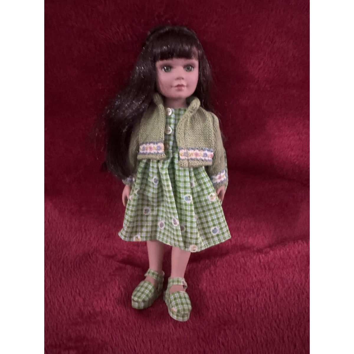 Vintage 9” Brunette Girl Doll Green Gingham Dress Knit Sweater Shoes Blue Eyes
