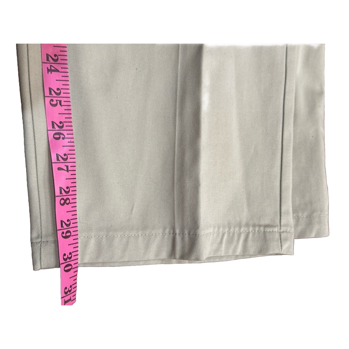Wrangler Hero Pleated Khakis Wrinkle Free Mens 42 x 30 Beige Super Soft
