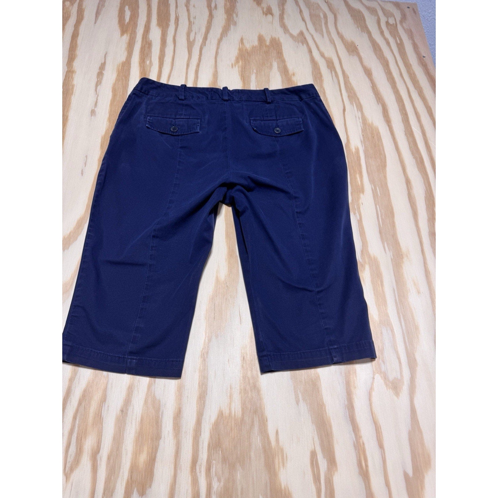 Jean St Tropez Navy Bermuda Shorts Womens Size 10 Cotton Stretch Chino EUC