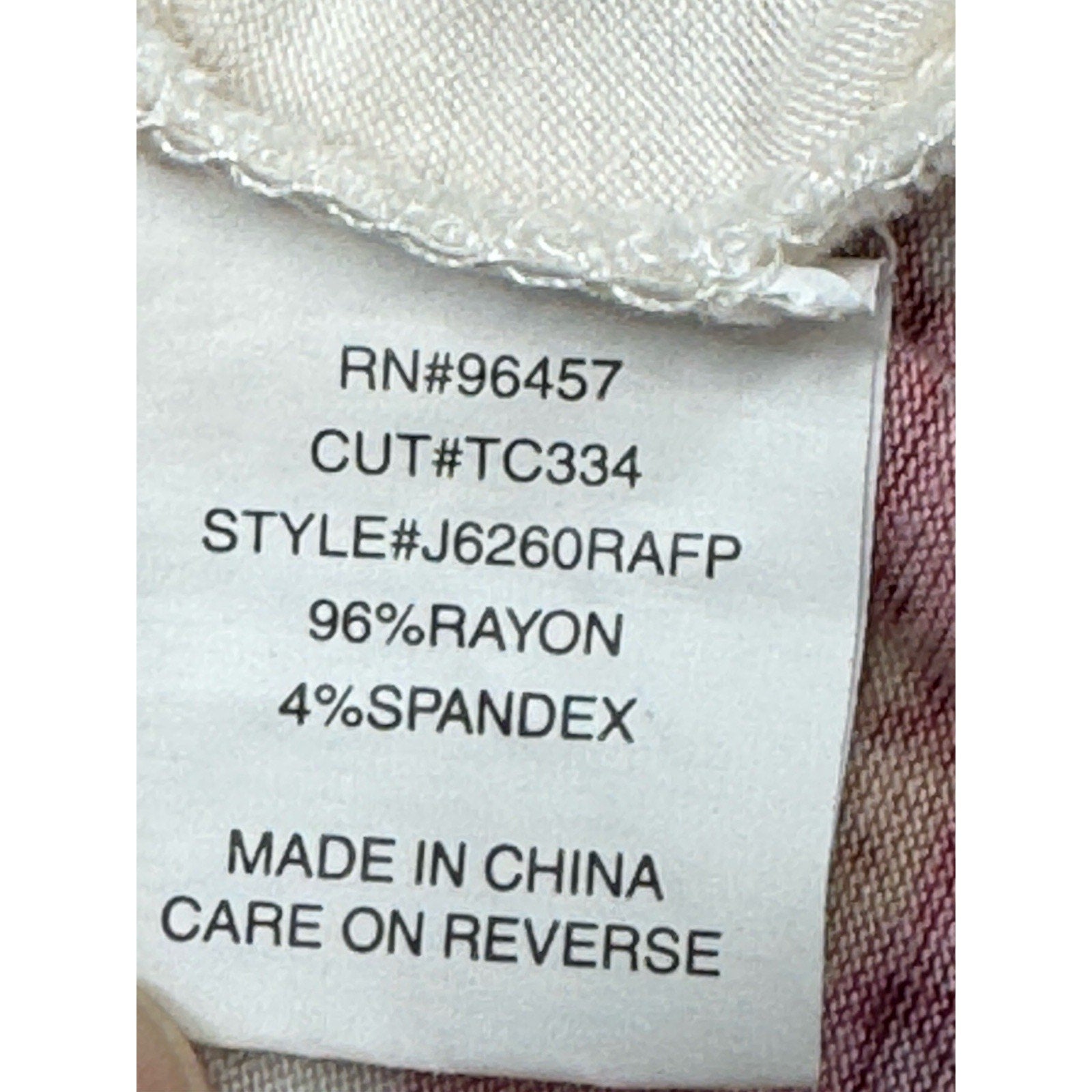 LUQ Women’s Size Large Floral Blouse, Lace Edge, Rusching Ivory Red