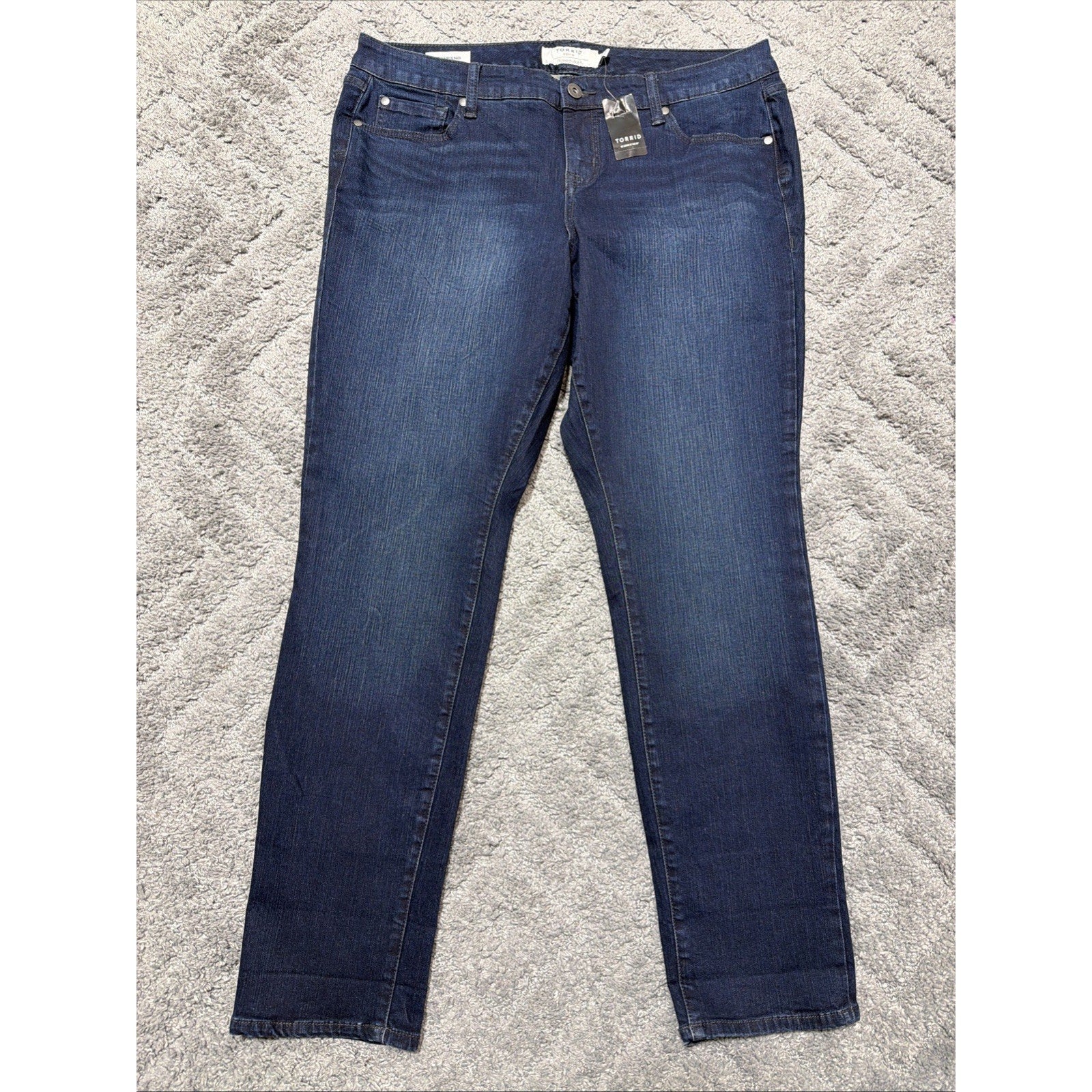 New Torrid Boyfriend Jeans Womens Plus 18 Stretch Dark Wash Mid Rise Denim Jeans