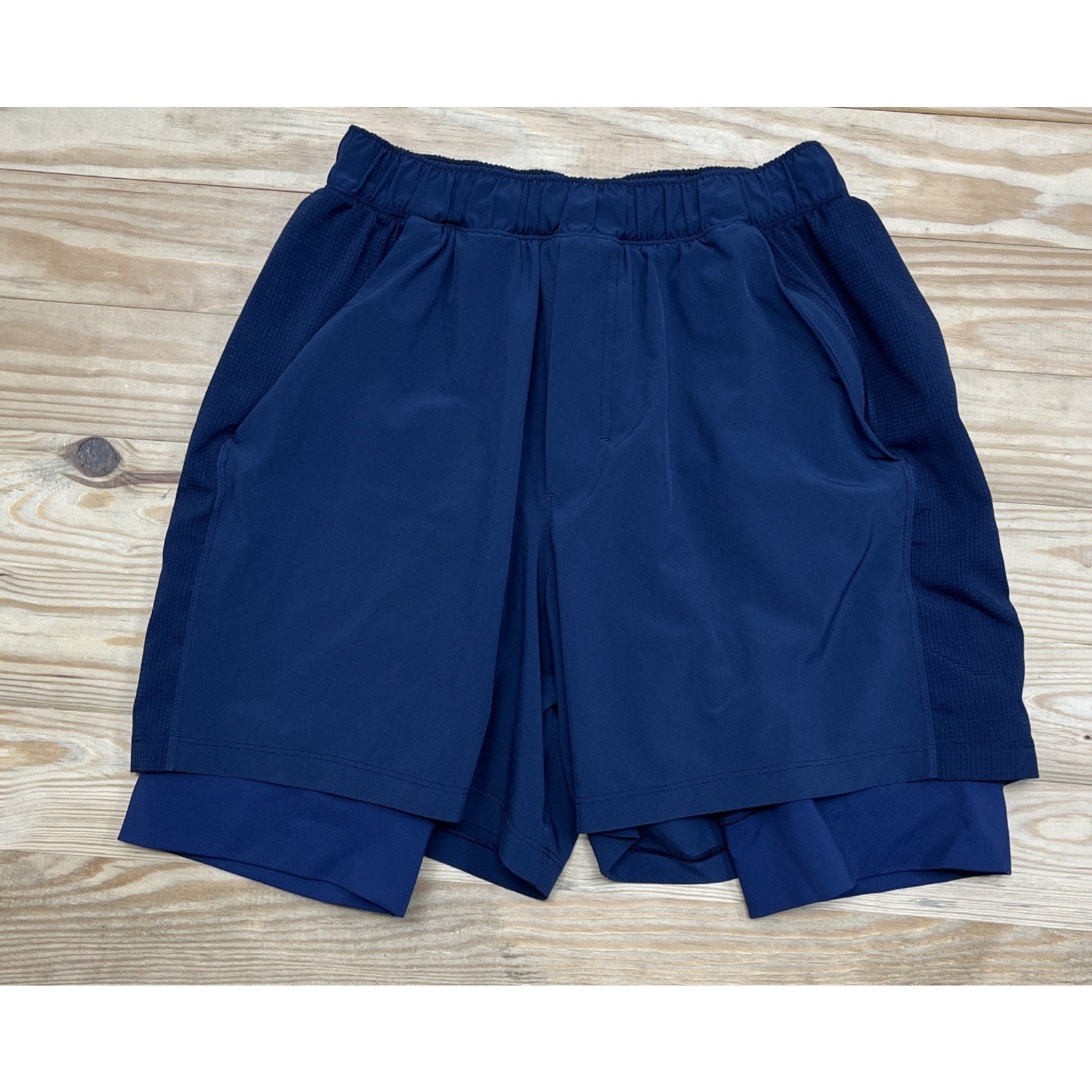 Lululemon Mens Pace Breaker Lined Short 9" Navy Blue Size M