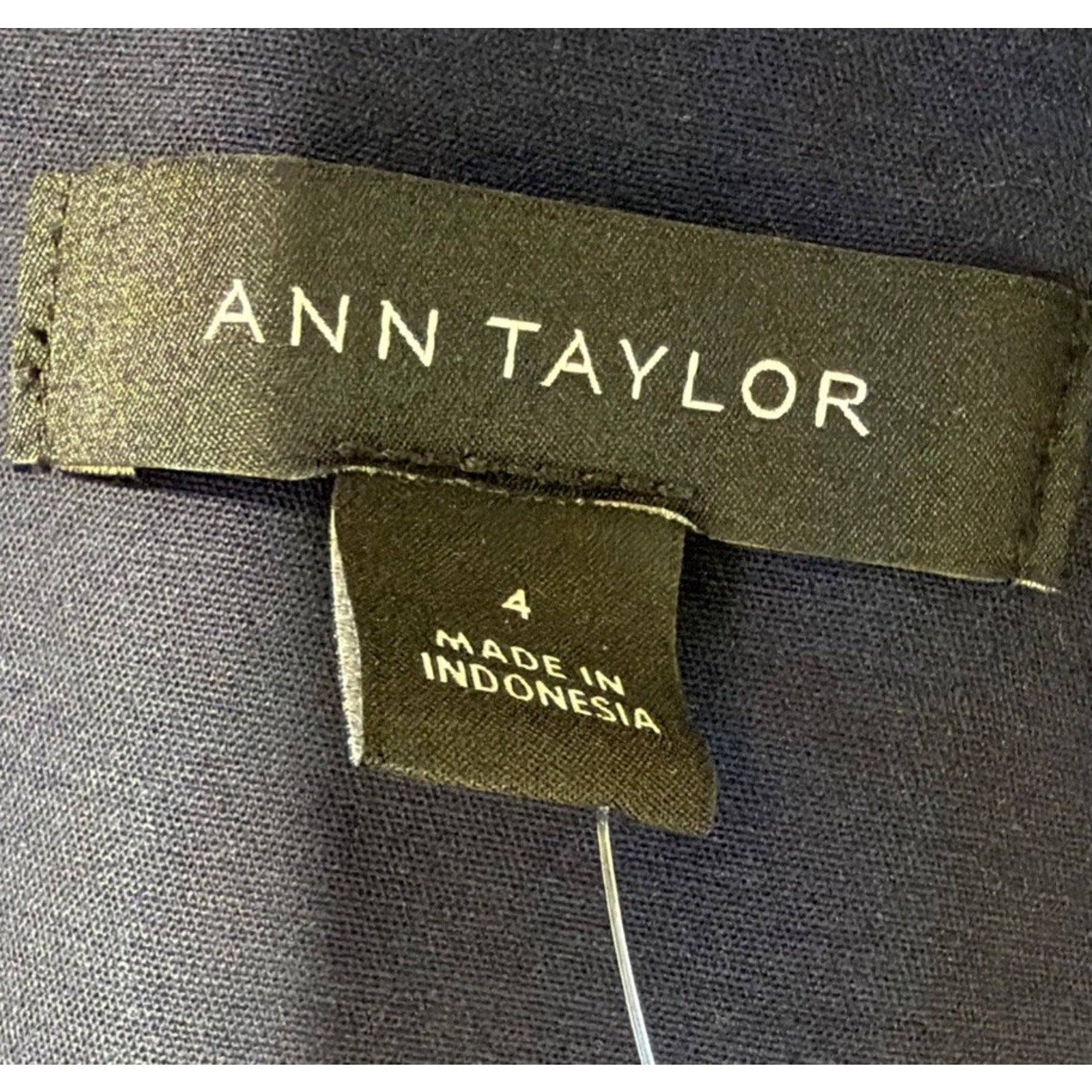 New Ann Taylor Loft Womens 4 Crop Vest Lined V Neck Pockets Stretch Navy Blue