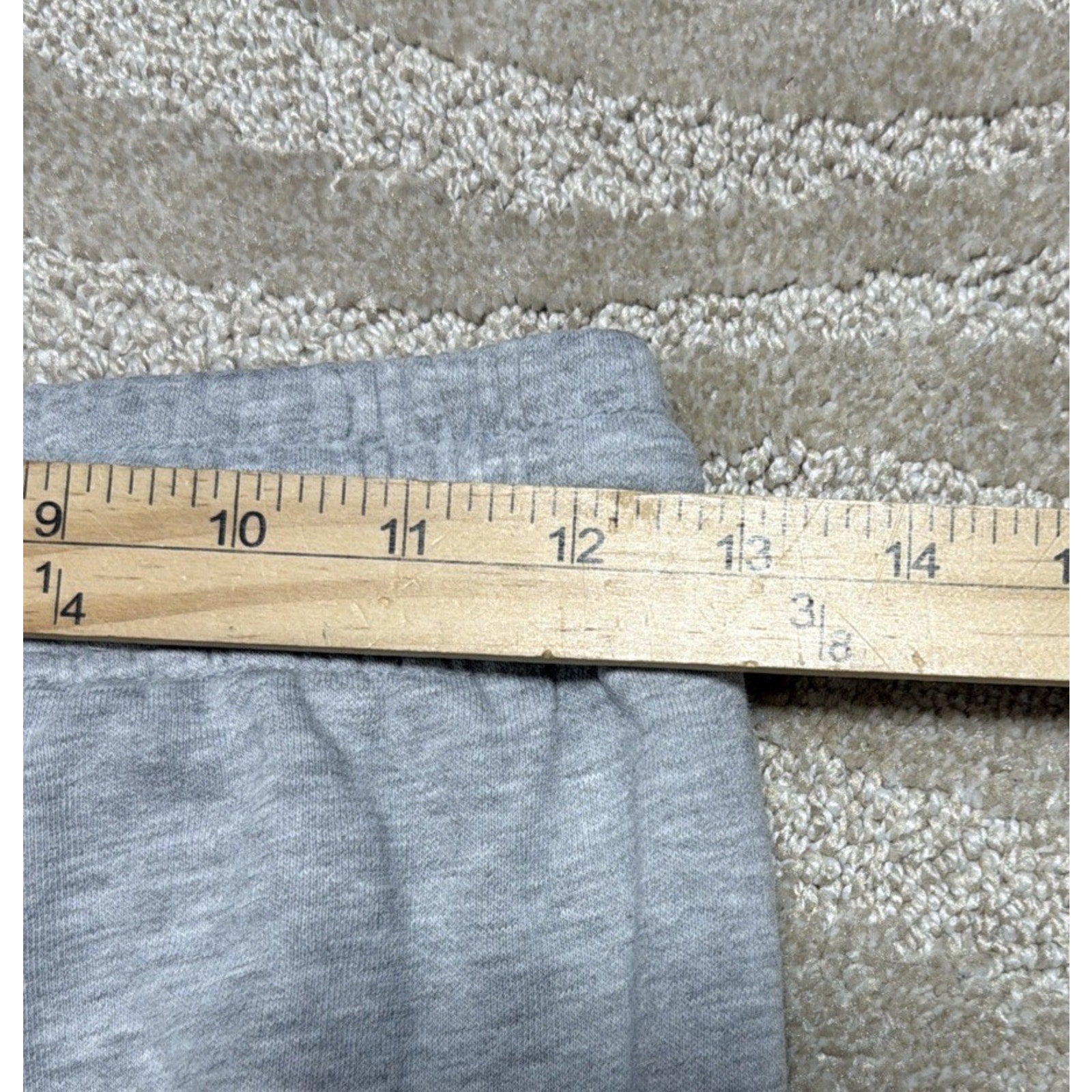 The North Face Women's Essential Fleece Jogger Sweatpants Size S Heather Gray