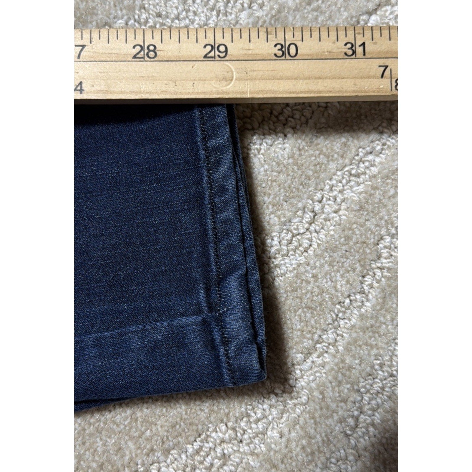 7 For All Mankind Women's Size 28 Gwenevere Skinny Jeans Dark Wash Denim Excell
