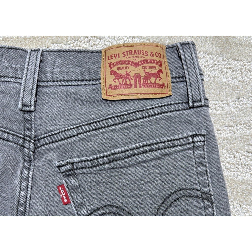 Levi's Women’s Jeans Wedgie Straight Size 26x27 Gray Denim Button Fly NWOT