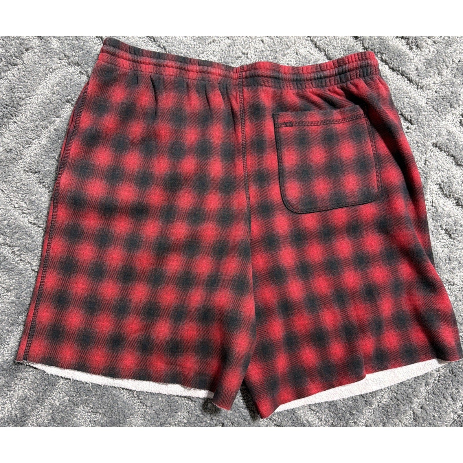 Urban Outfitters Fleece Shorts Mens XL Plaid Flannel Cut Off with Pockets