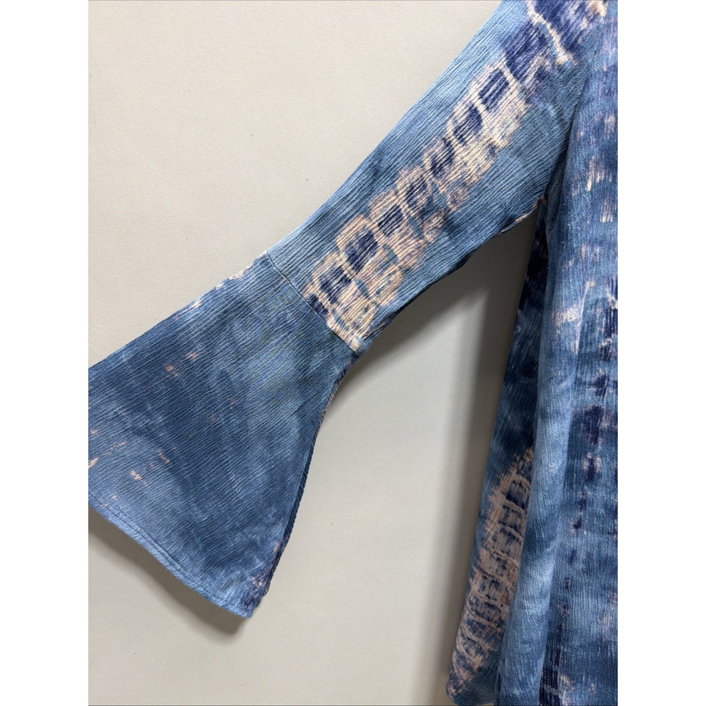Umgee Bohemian tie dye a line dress with key hole size Small Bell Sleeves