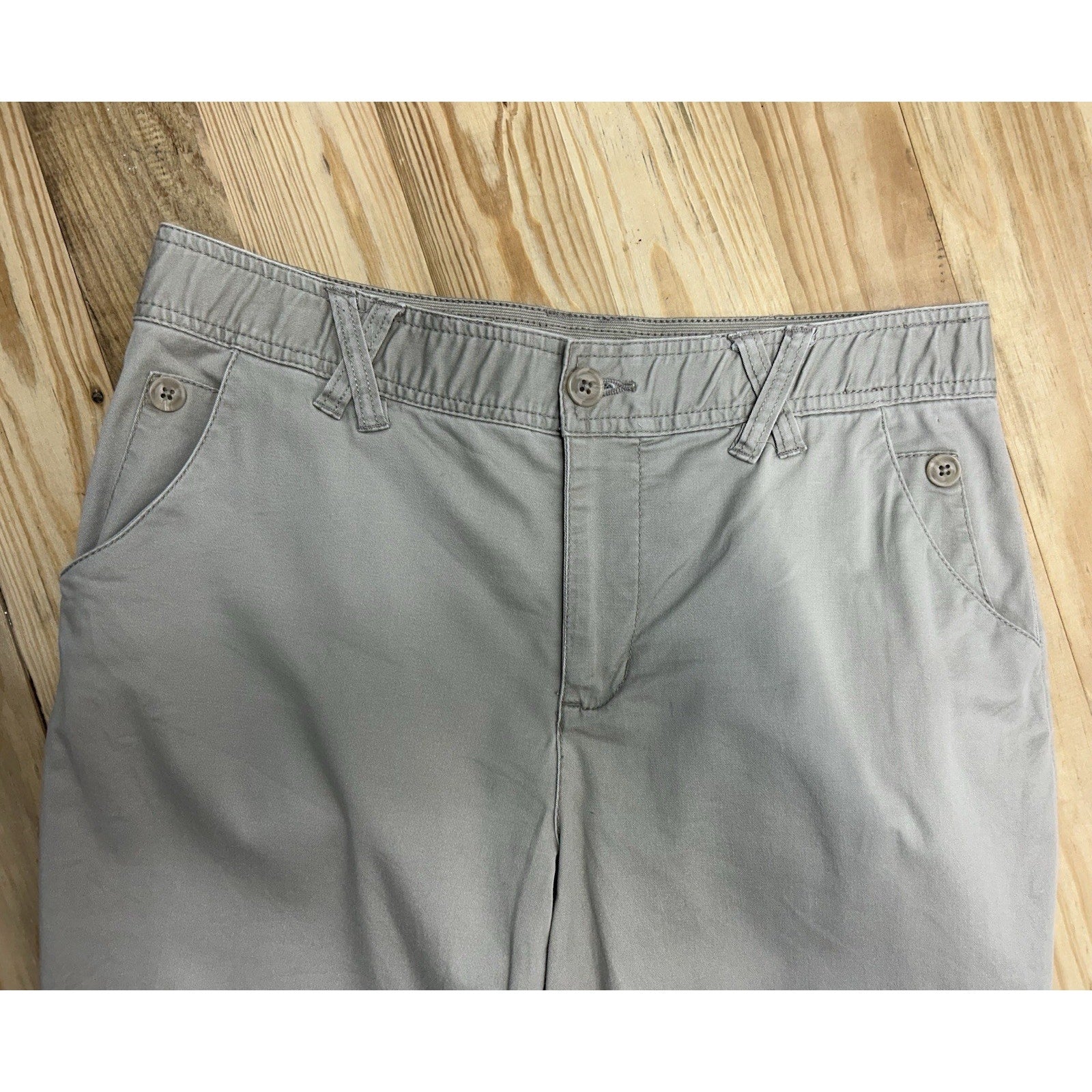 Cato Womens Chino Pants Size 8 Beige Classic Fit High Rise Straight Leg EUC.