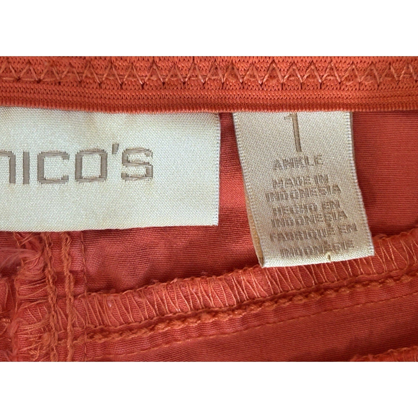 Chicos Pants 1 US Medium So Slimming Stretch Front Seam Career Minimalist Casual