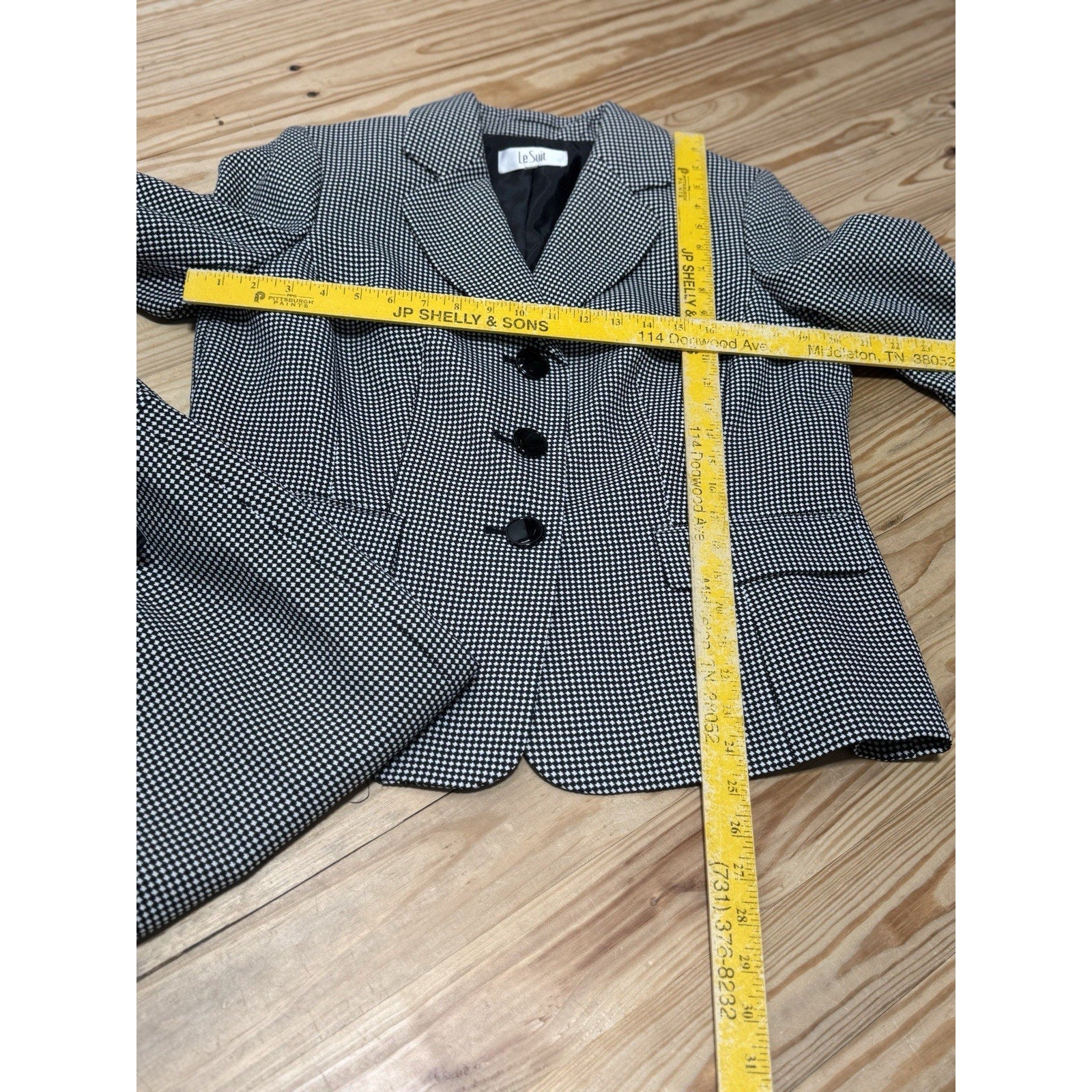 Le Suit Black Ivory Skirt Suit (2-Pieces) New With Tags Women’s Size 12 NWT