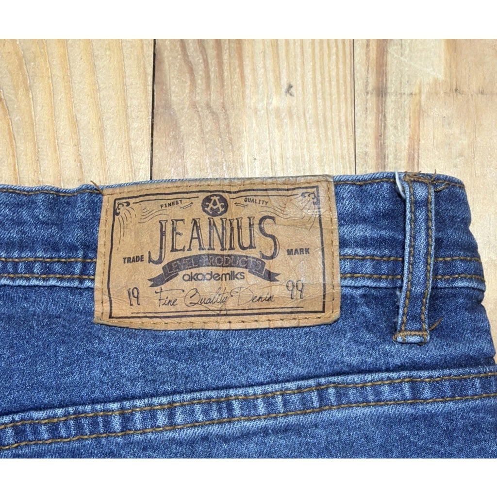 Akademiks Jeanius Men's Jeans Distressed Straight Leg Denim Sizes 34x32 Stretch