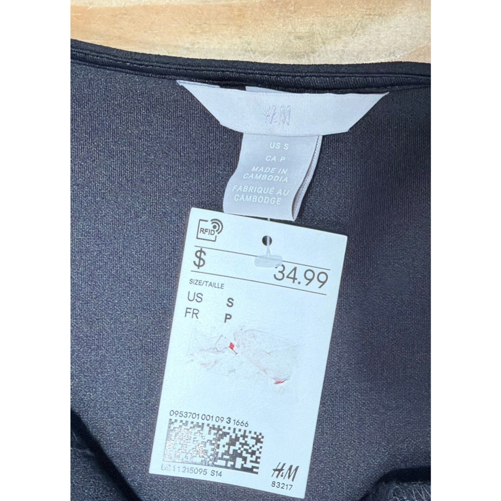 H & M Shift Dress Women Size Small Knit Black 3/4 Sleeves and Pockets New
