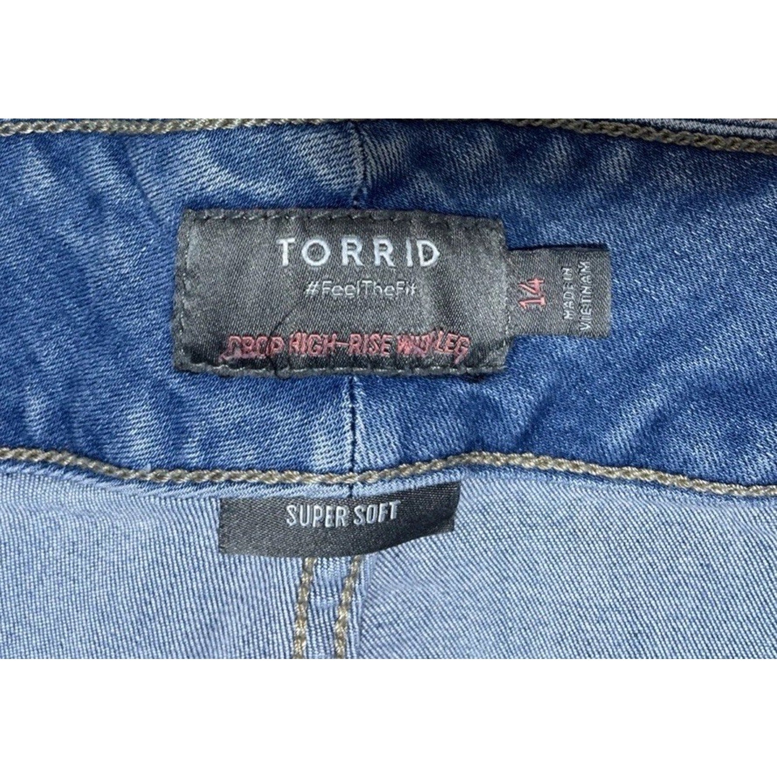 Torrid Wide Leg Jeans Women Size 14 Blue Crop High Rise Vintage Stretch Denim