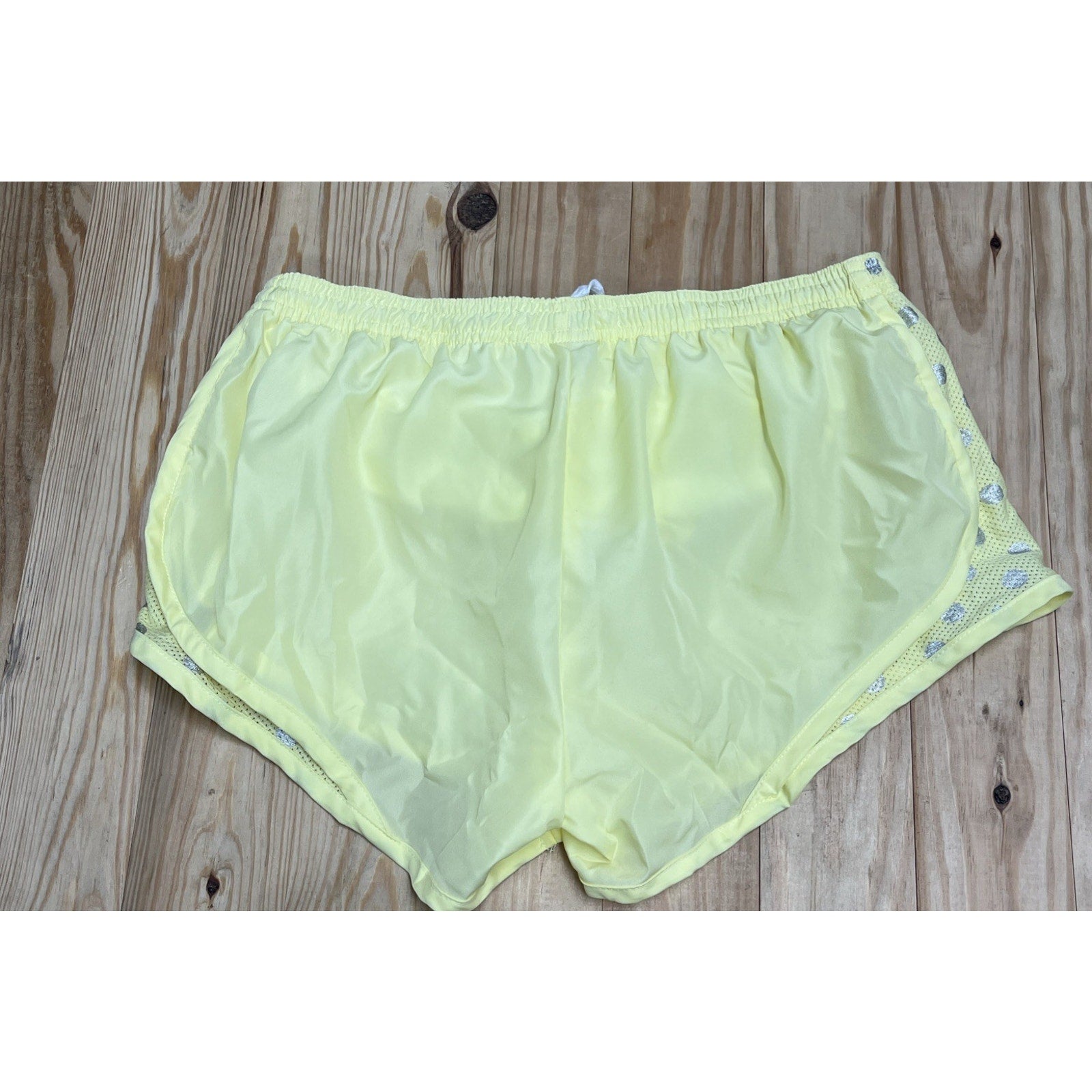 Derek Heart Womens Shorts Lined Yellow Silver Size Medium
