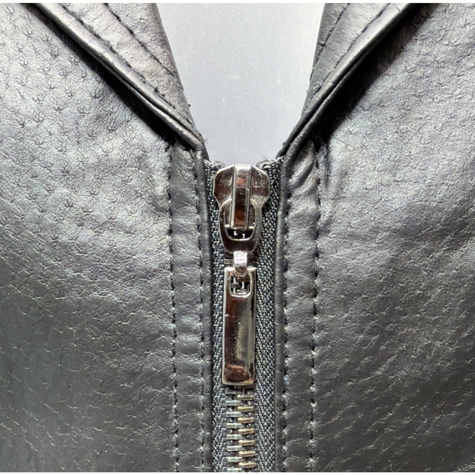 Women's DENIM & CO. Black 100% Genuine Leather Full Zip Jacket Size Small