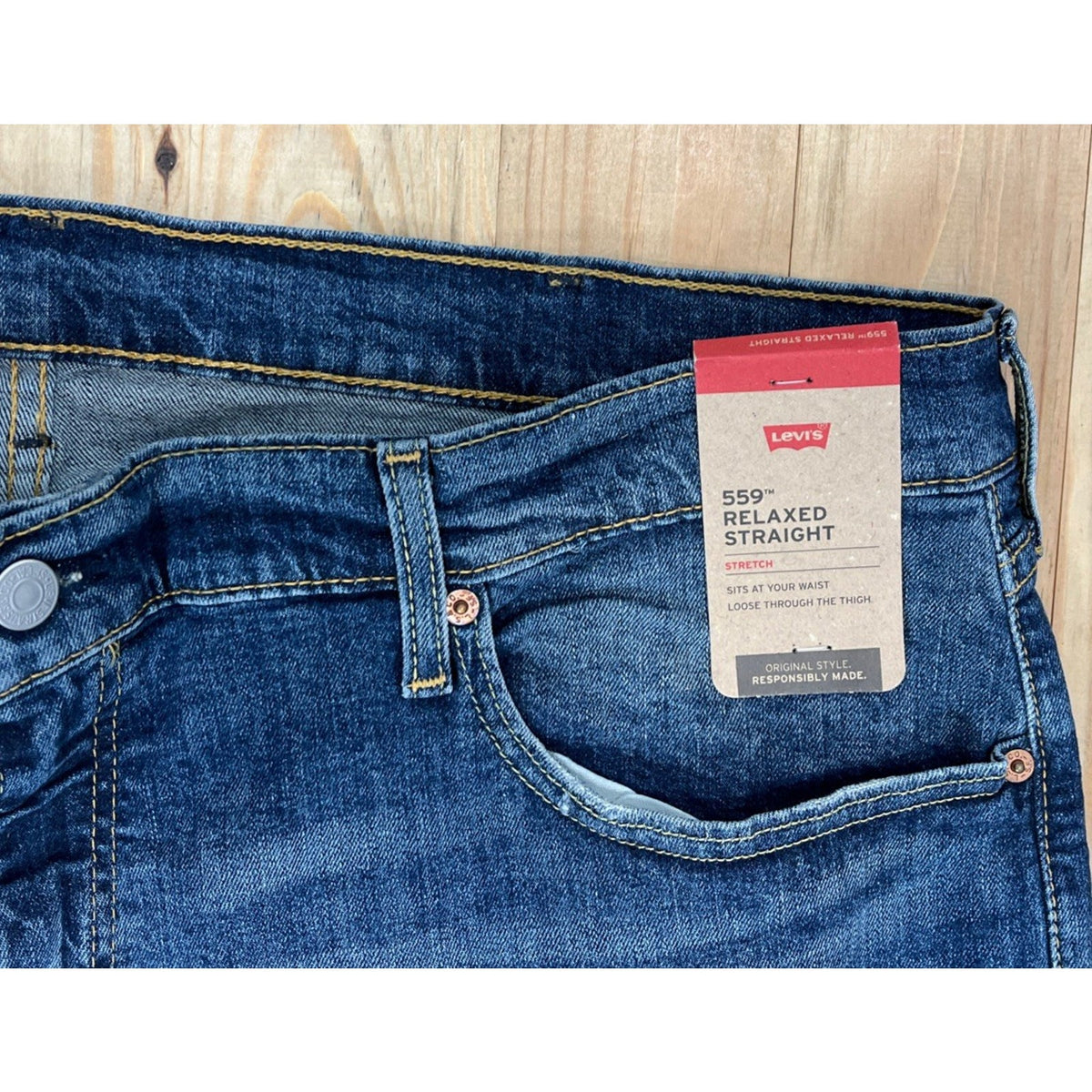 NWT Levi's Men's 559 Relaxed Fit Straight Leg Blue Jeans 42x30 Medium Wash