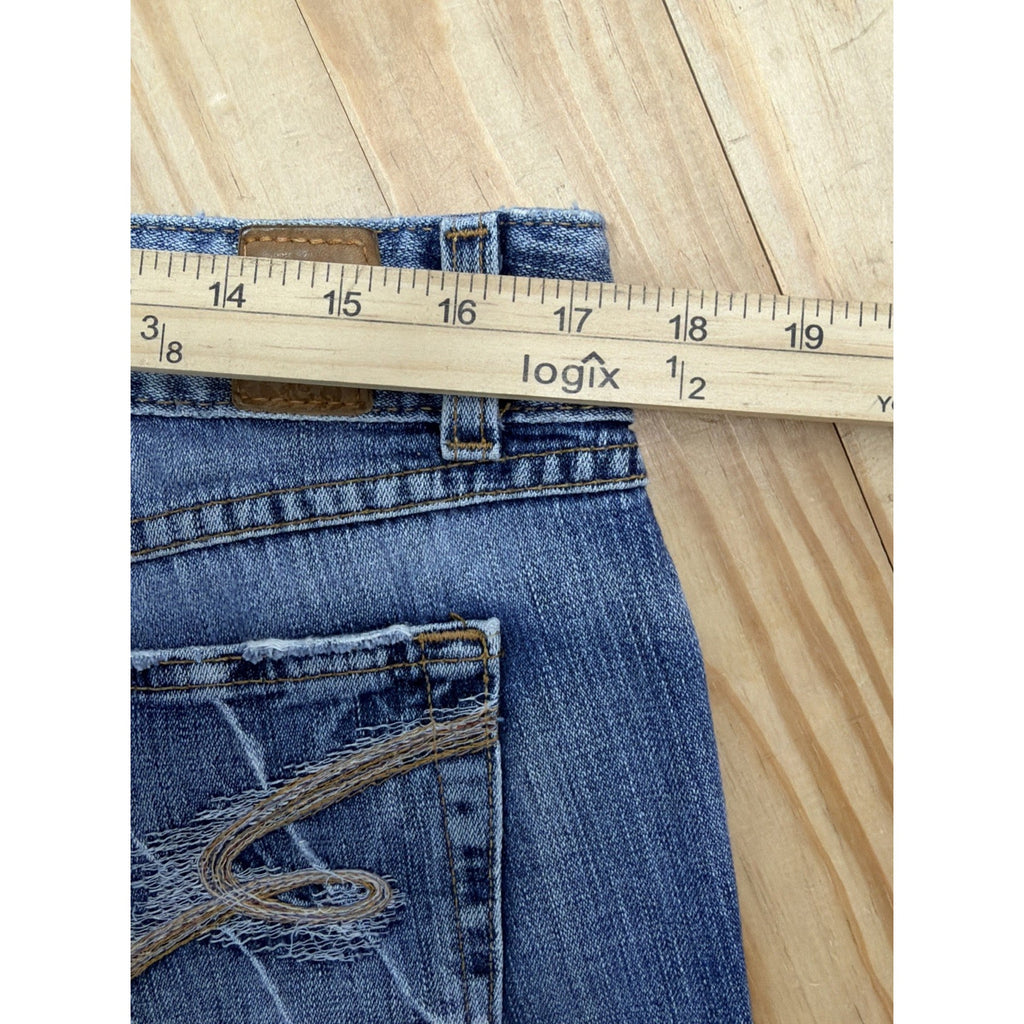 VTG Y2K Buckle BKE Denim Cropped Capri Light Wash Jeans Size 34x25 Low Rise