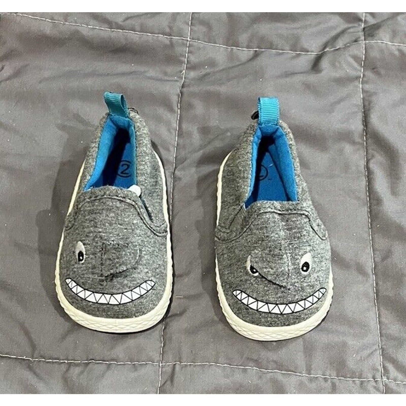 Cute Toddler Shark Shoes Sneakers Sz 2 Great for Vacation or Back To School