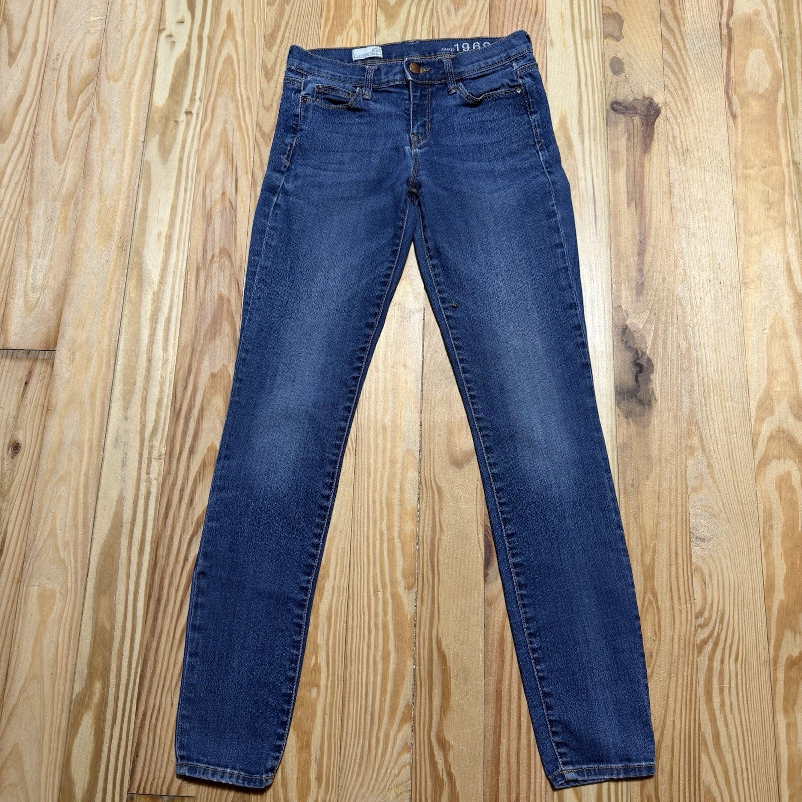 GAP Denim True Skinny Jeans Stretchy Denim Size 26 regular
