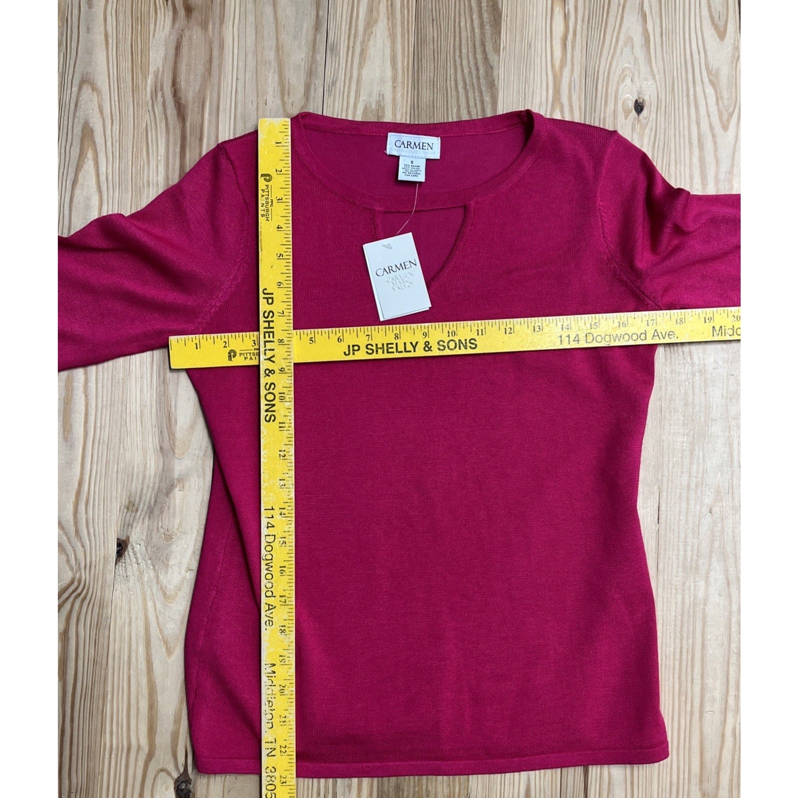 NWT CARMEN MARC VALVO, Size S Pink Ribbed Knit, Top w/Keyhole Neck