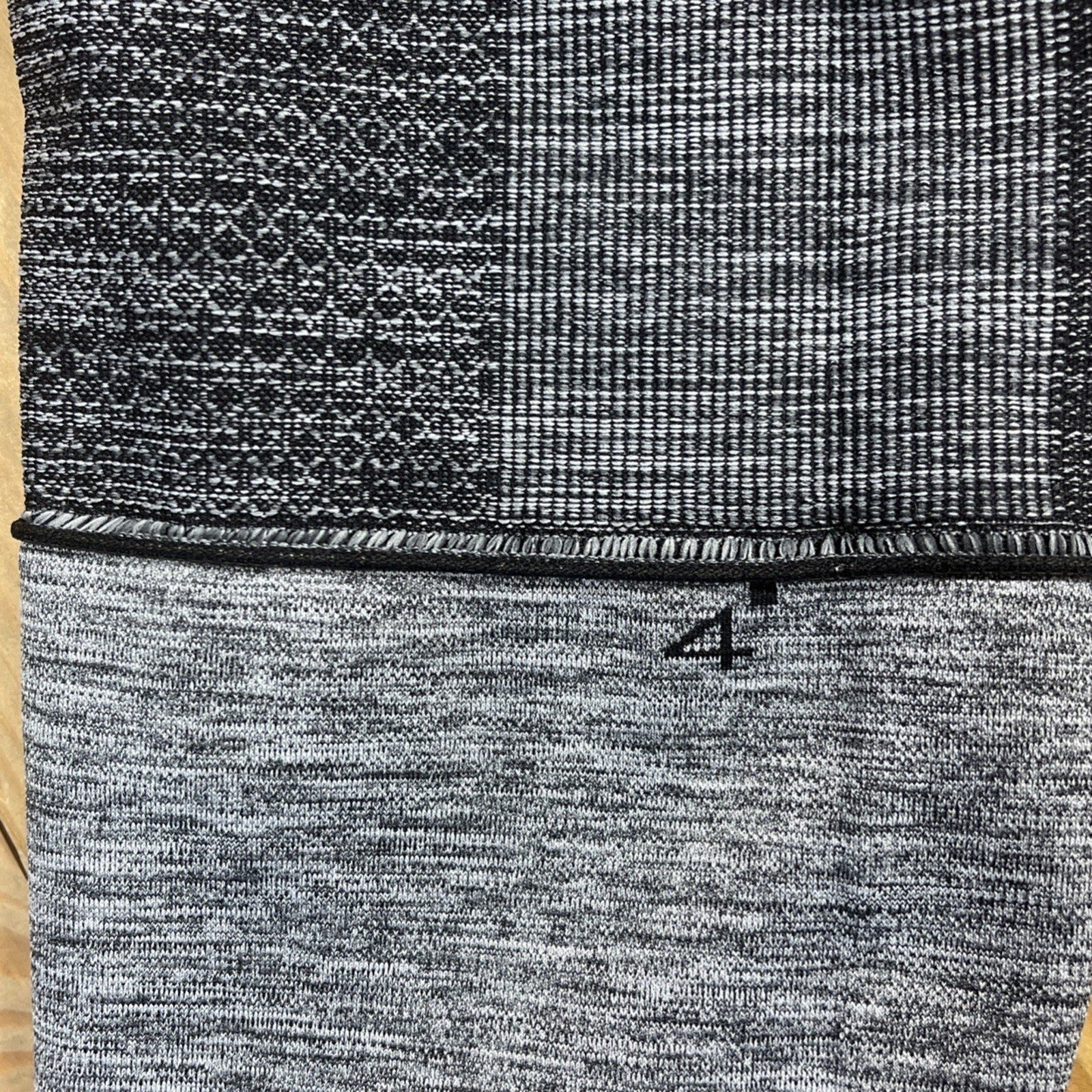 Lululemon Seamlessly Street Crop Heathered Black Size 4 EUC