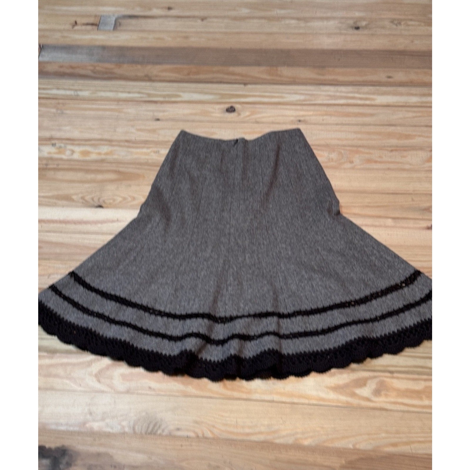 Talbots Women's A Line Skirt Size 2 Brown Wool Blend Crochet Hem Accent