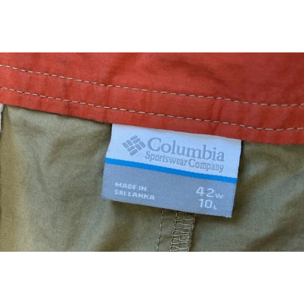 Columbia Khaki Golf Shorts Size 42X10