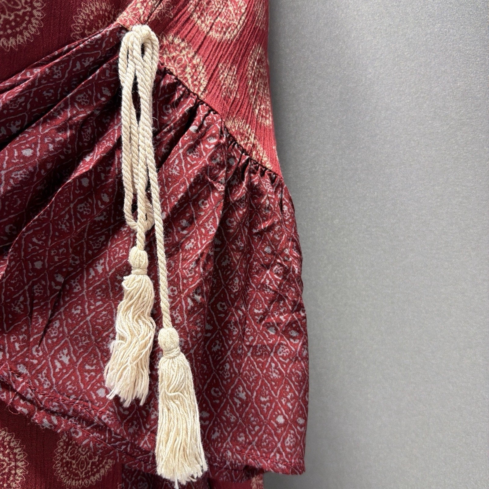 Easel Womens M Burgundy Boho Swing Tunic Dress Bell Sleeve Tassel Peasant
