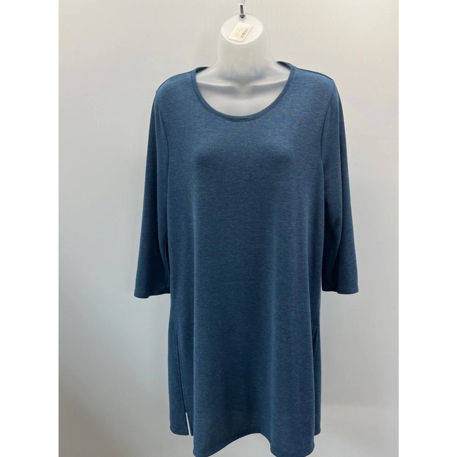 Chico's Size 1 M Blue Tunic Top Blouse 3/4 Long Sleeve Women Soft Rayon Spandex
